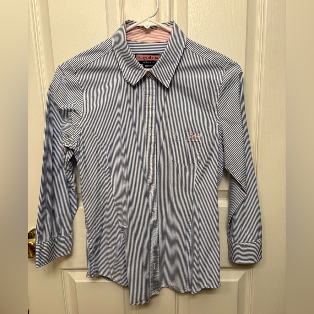 Vineyard Vines Men's Blue and White Striped Shirt